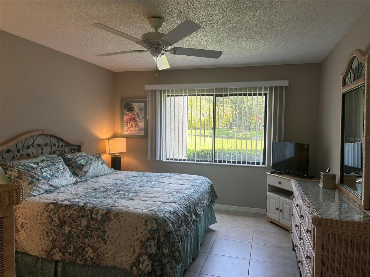 5662 Gardens Drive, Unit 104, Sarasota, FL 34243 Photo
