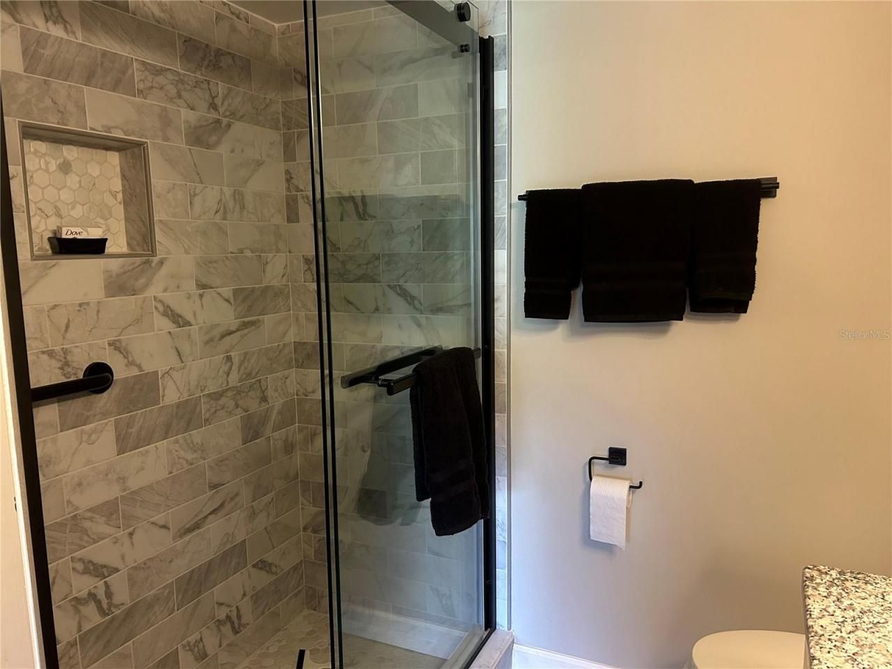 5662 Gardens Drive, Unit 104, Sarasota, FL 34243 Photo