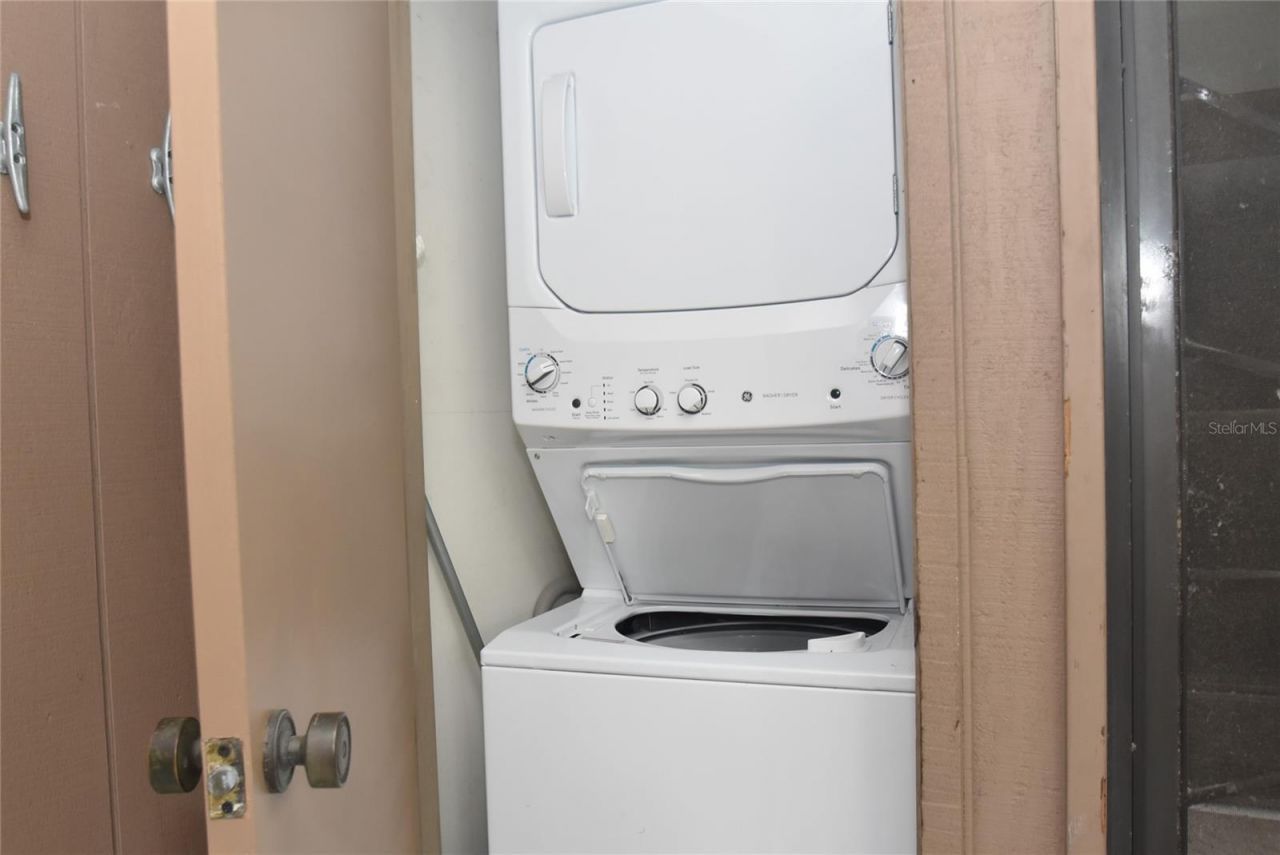 1712 Glenhouse Drive, Unit GL418, Sarasota, FL 34231 Photo