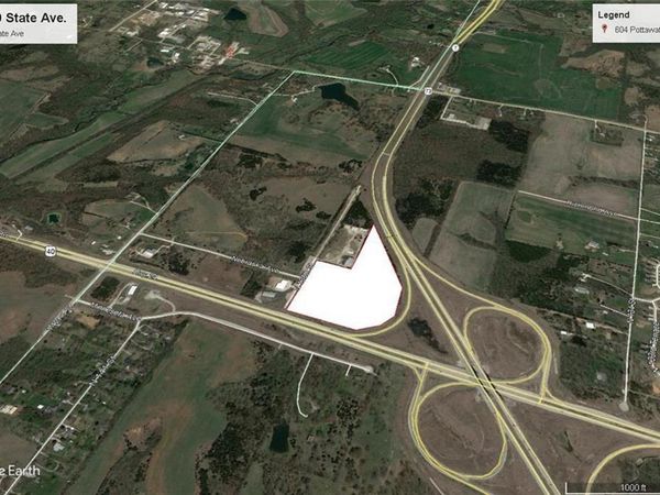 13840 State Avenue, Bonner Springs, KS 66012