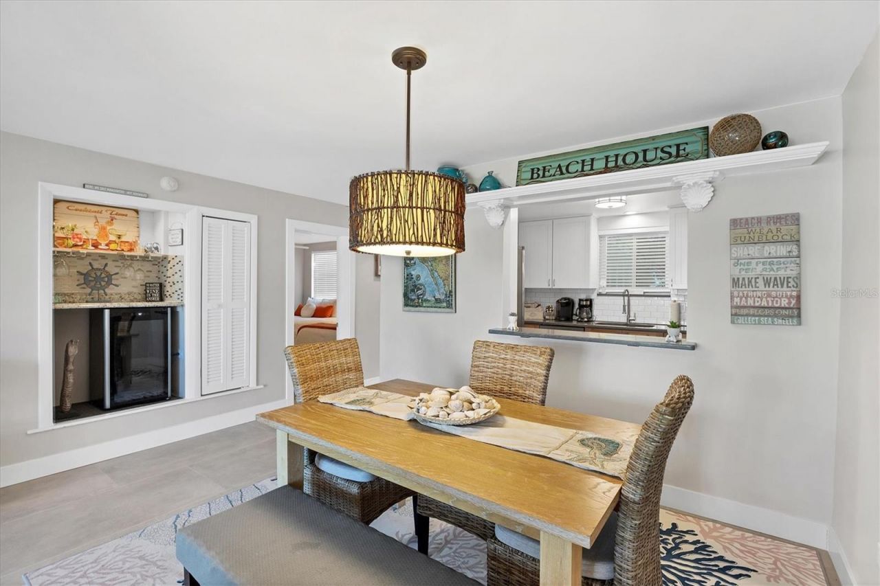 500 S Washington Drive, Unit 14A, Sarasota, FL 34236 Photo