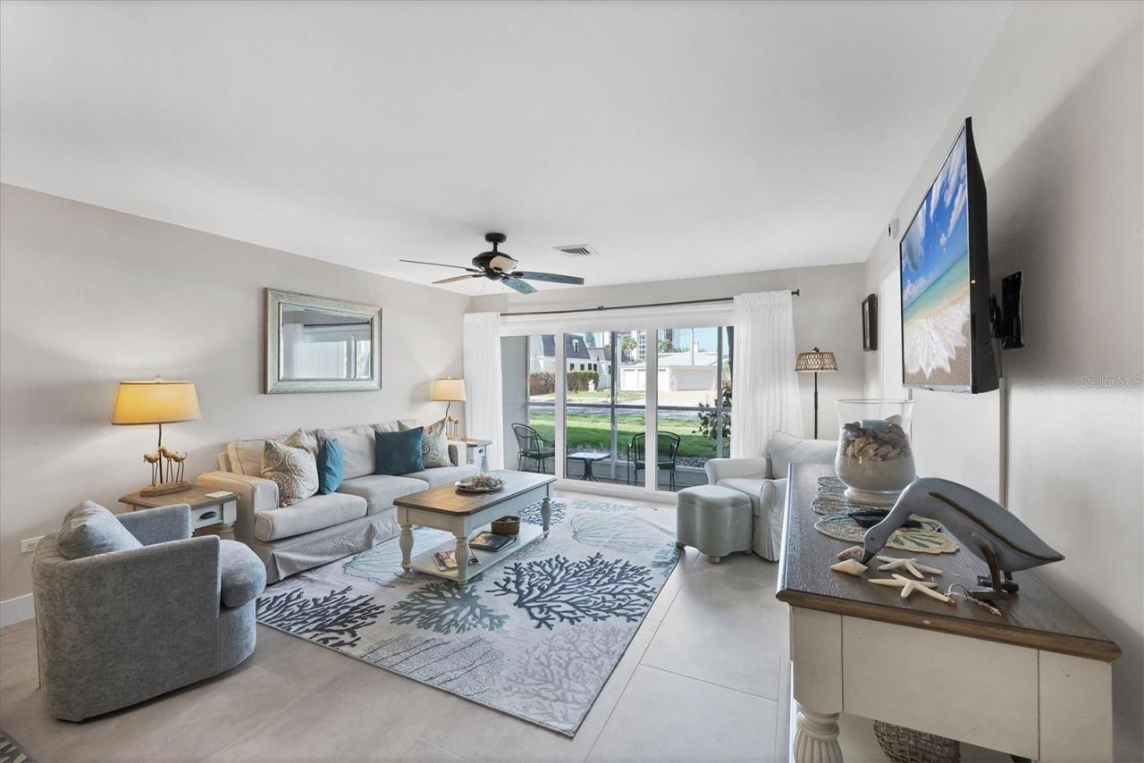 500 S Washington Drive, Unit 14A, Sarasota, FL 34236 Photo