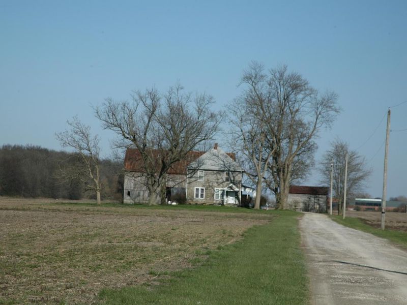 1723 S Section Line Road, Delaware, OH 43015 Photo 4