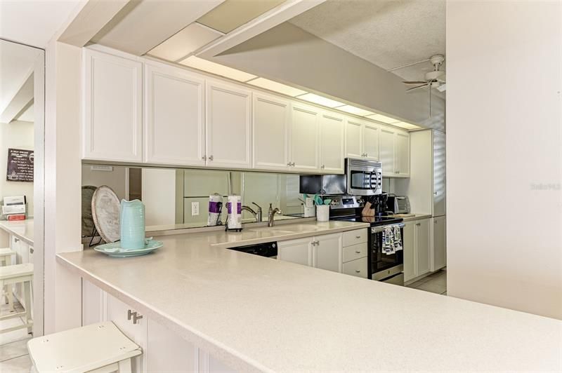 1135 Gulf Of Mexico Drive, Unit 504, Longboat Key, FL 34228 Photo
