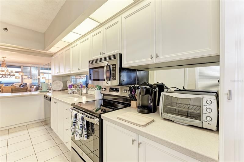 1135 Gulf Of Mexico Drive, Unit 504, Longboat Key, FL 34228 Photo