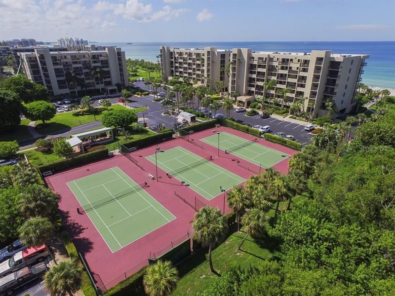 1135 Gulf Of Mexico Drive, Unit 504, Longboat Key, FL 34228 Photo