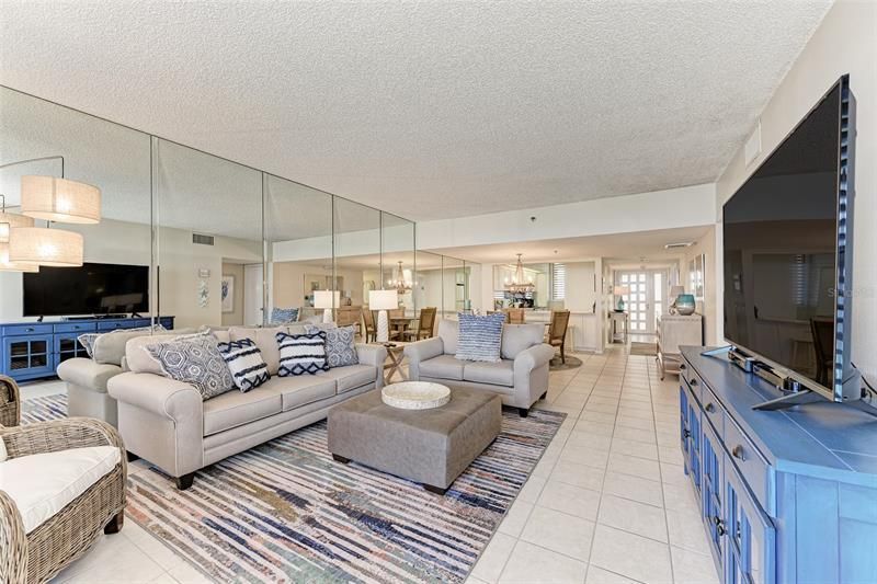 1135 Gulf Of Mexico Drive, Unit 504, Longboat Key, FL 34228 Photo