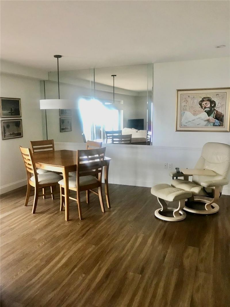 800 Benjamin Franklin Drive, Unit 704, Sarasota, FL 34236 Photo