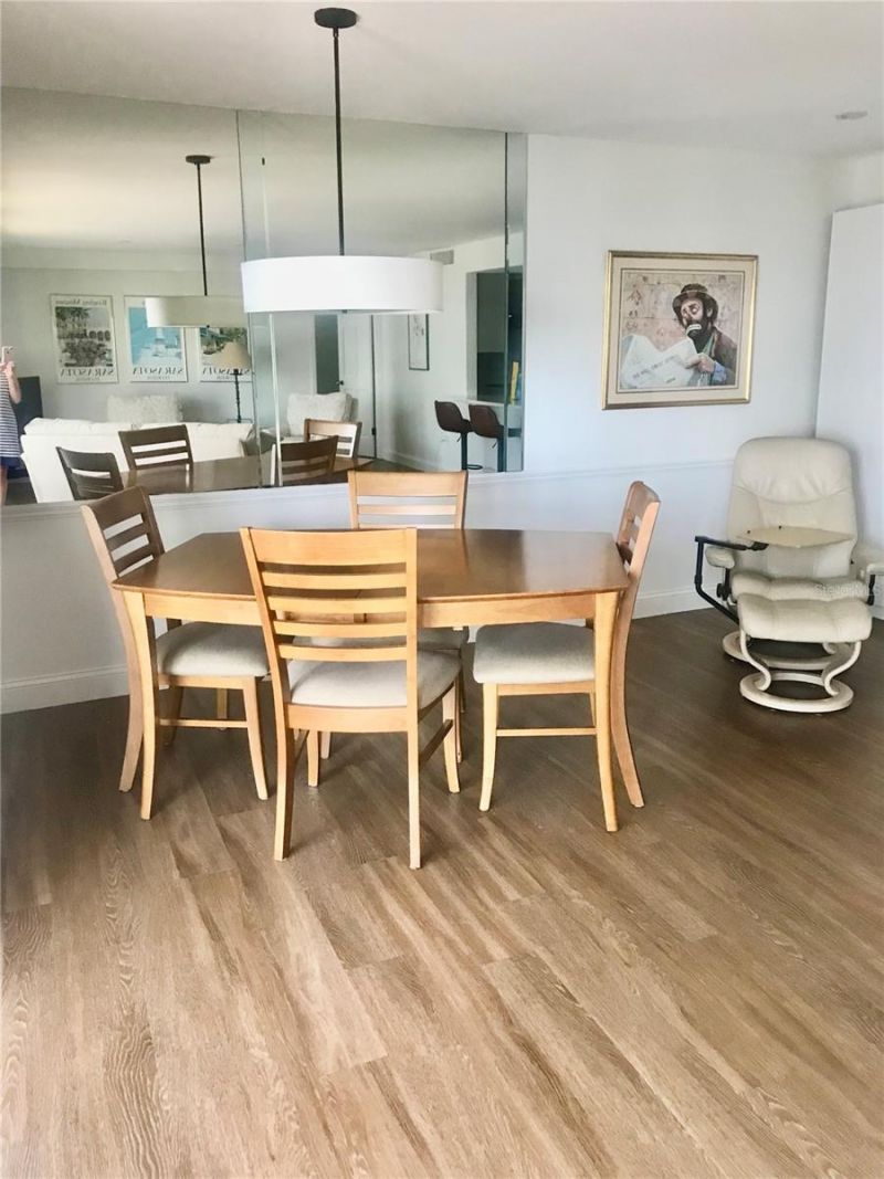 800 Benjamin Franklin Drive, Unit 704, Sarasota, FL 34236 Photo