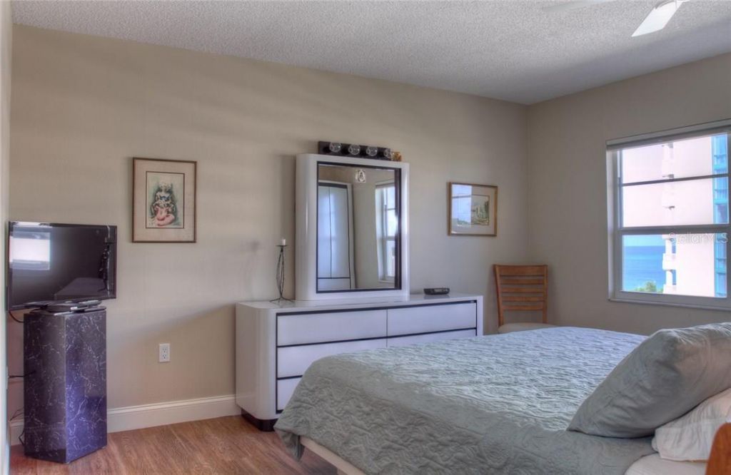 800 Benjamin Franklin Drive, Unit 704, Sarasota, FL 34236 Photo