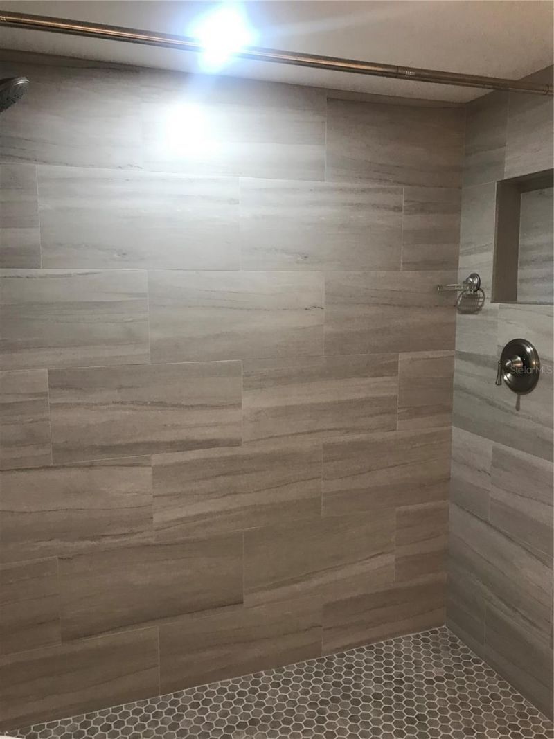 800 Benjamin Franklin Drive, Unit 704, Sarasota, FL 34236 Photo