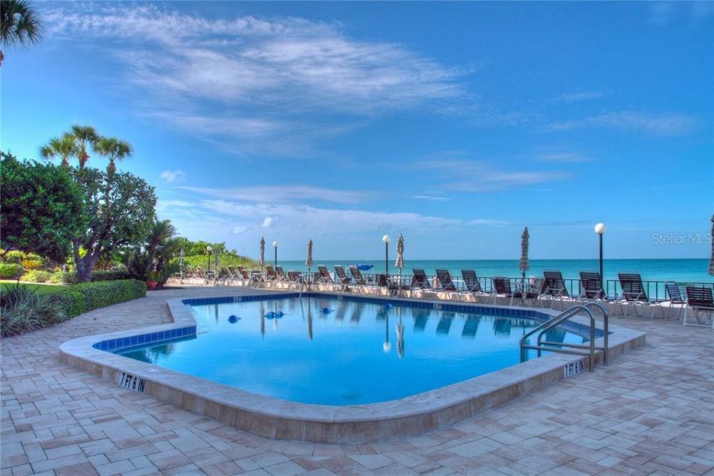 800 Benjamin Franklin Drive, Unit 704, Sarasota, FL 34236 Photo