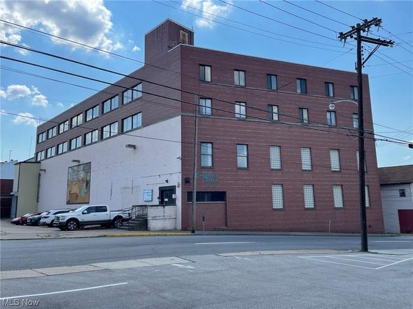 214 7th Street, Parkersburg, WV 26101