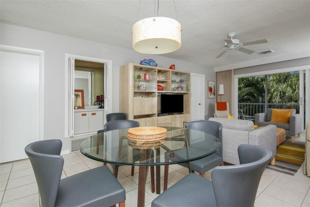 500 S Washington Drive, Unit 26B, Sarasota, FL 34236 Photo
