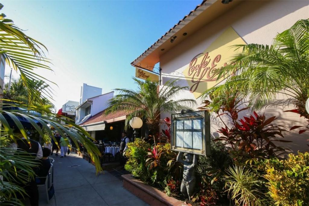 500 S Washington Drive, Unit 26B, Sarasota, FL 34236 Photo