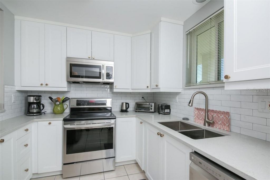 500 S Washington Drive, Unit 26B, Sarasota, FL 34236 Photo