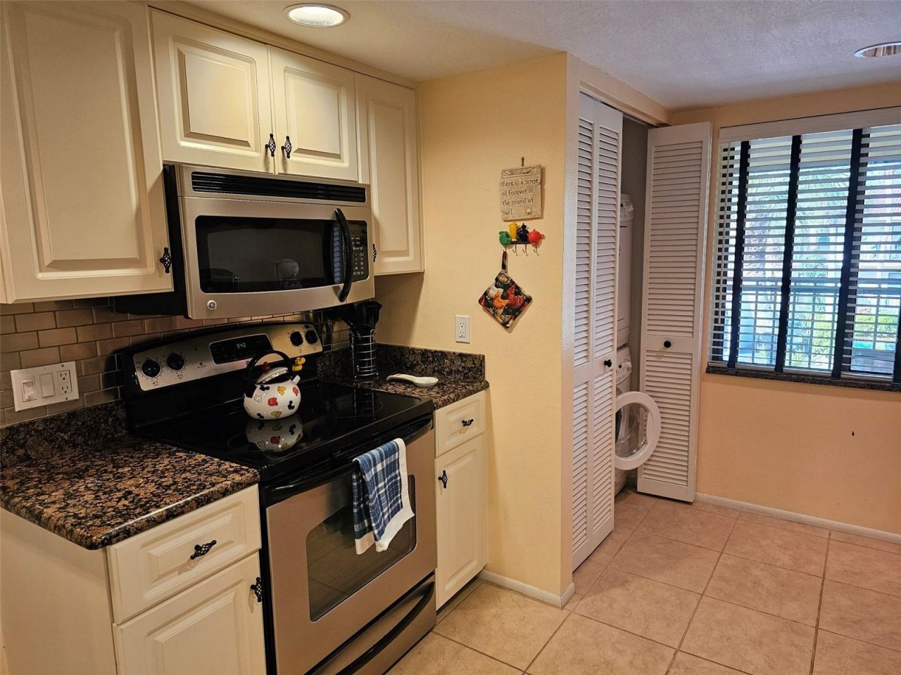 6468 Seagull Drive, Unit 316, Bradenton, FL 34210 Photo