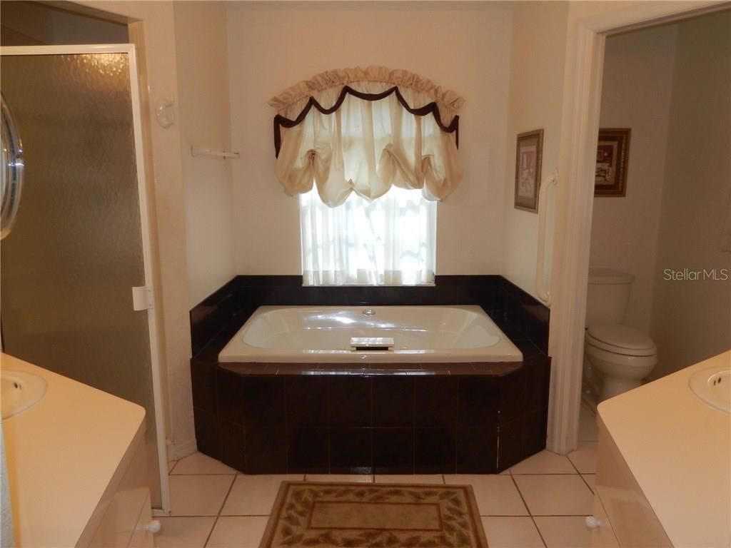 589 Rotonda Circle, Rotonda West, FL 33947 Photo