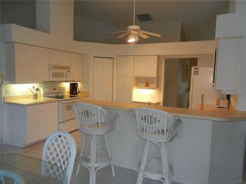 589 Rotonda Circle, Rotonda West, FL 33947 Photo