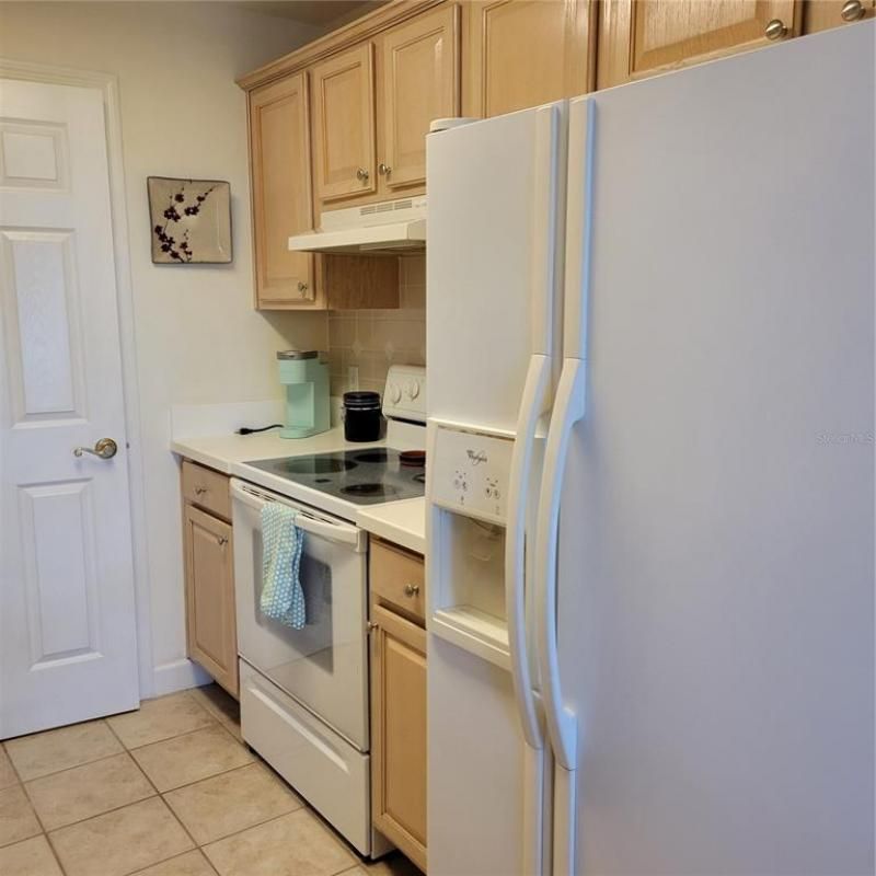 750 N Tamiami Trail, Unit 405, Sarasota, FL 34236 Photo