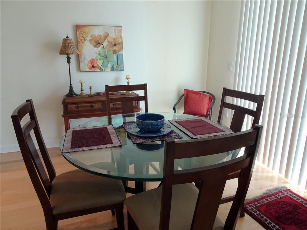 750 N Tamiami Trail, Unit 405, Sarasota, FL 34236 Photo