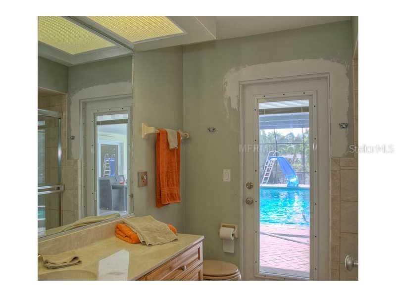 5519 Azure Way, Sarasota, FL 34242 Photo