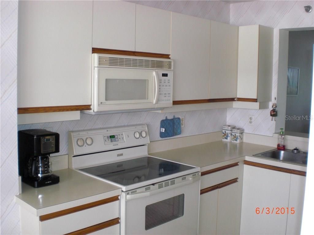 4570 Pinebrook Circle, Unit 304, Bradenton, FL 34209 Photo