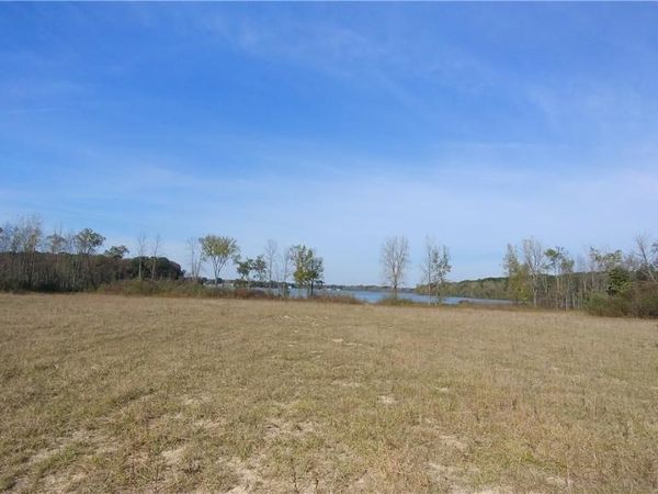 Aurora Hill Drive, Aurora, OH 44202