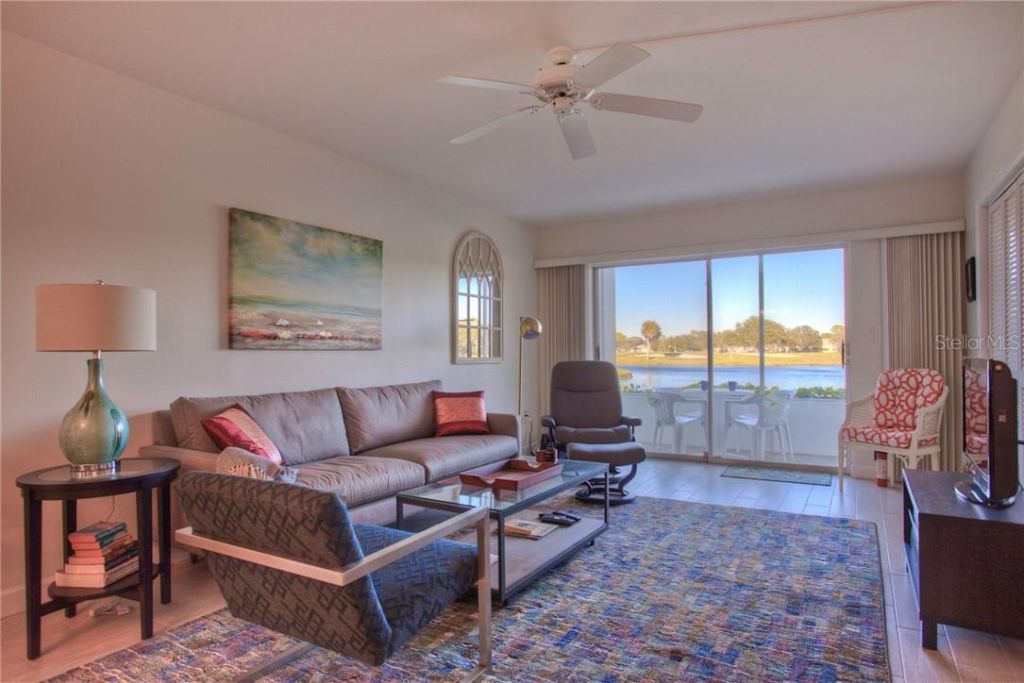7271 W Country Club Drive N, Unit 124, Sarasota, FL 34243 Photo