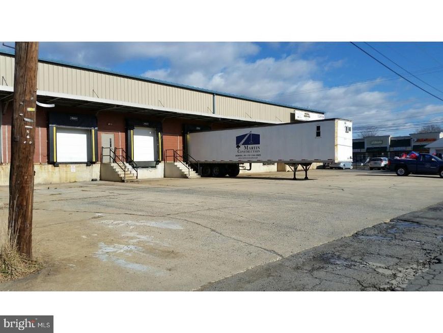 4700 N 5th Street Highway, Temple, PA 19560 Main Photo