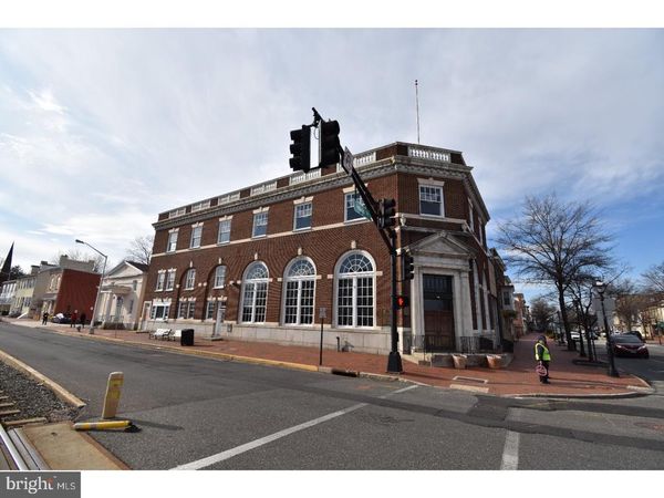 354 HIGH STREET, BURLINGTON, NJ 08016