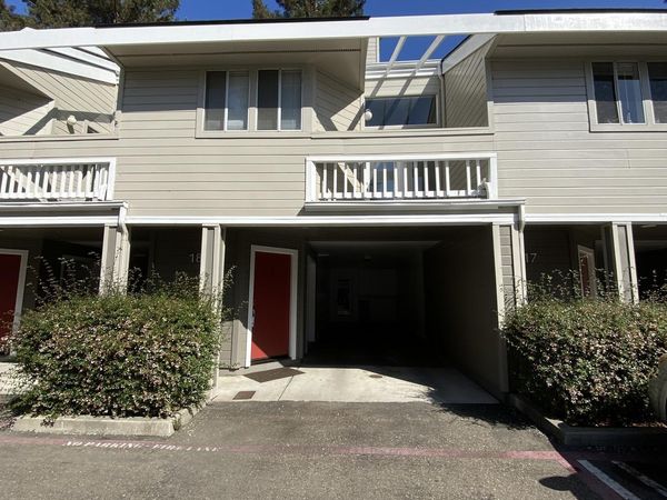 1185 E. Foothill #18, San Luis Obispo, CA 93405