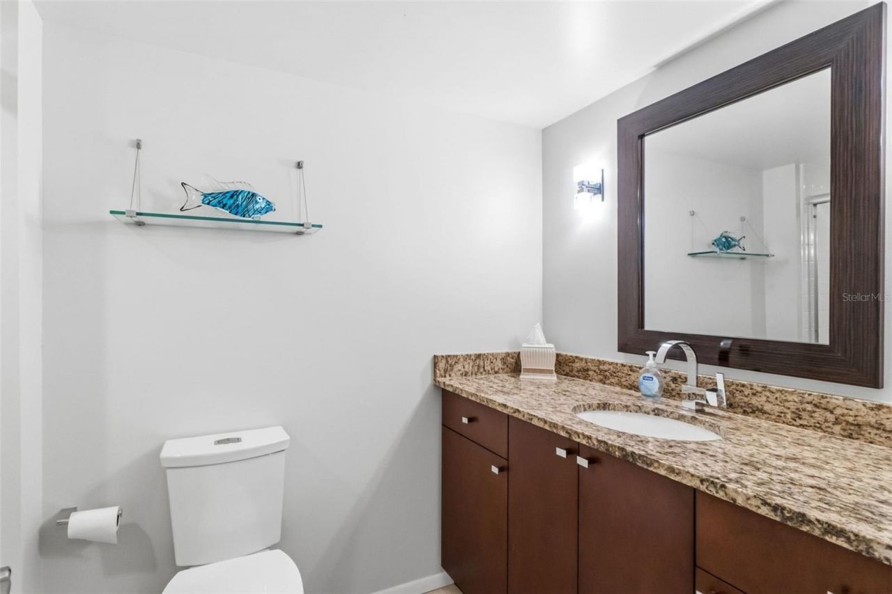 2425 Gulf Of Mexico Drive, Unit 7C, Longboat Key, FL 34228 Photo