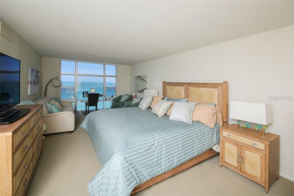 2425 Gulf Of Mexico Drive, Unit 7C, Longboat Key, FL 34228 Photo