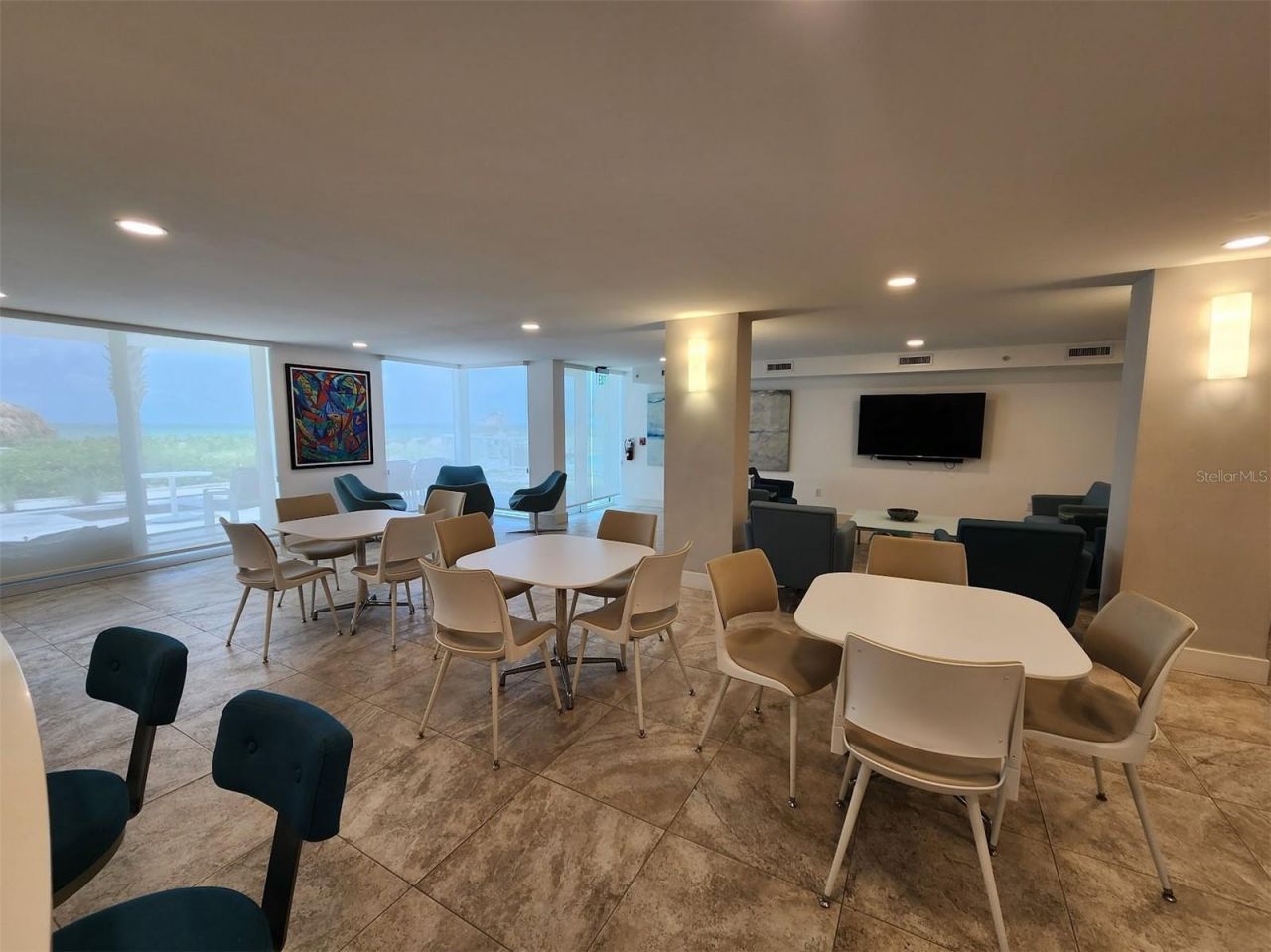 2425 Gulf Of Mexico Drive, Unit 7C, Longboat Key, FL 34228 Photo