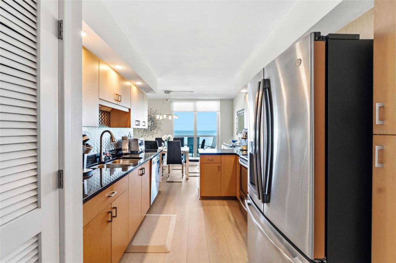 2425 Gulf Of Mexico Drive, Unit 7C, Longboat Key, FL 34228 Photo