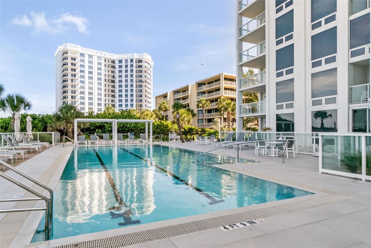 2425 Gulf Of Mexico Drive, Unit 7C, Longboat Key, FL 34228 Photo