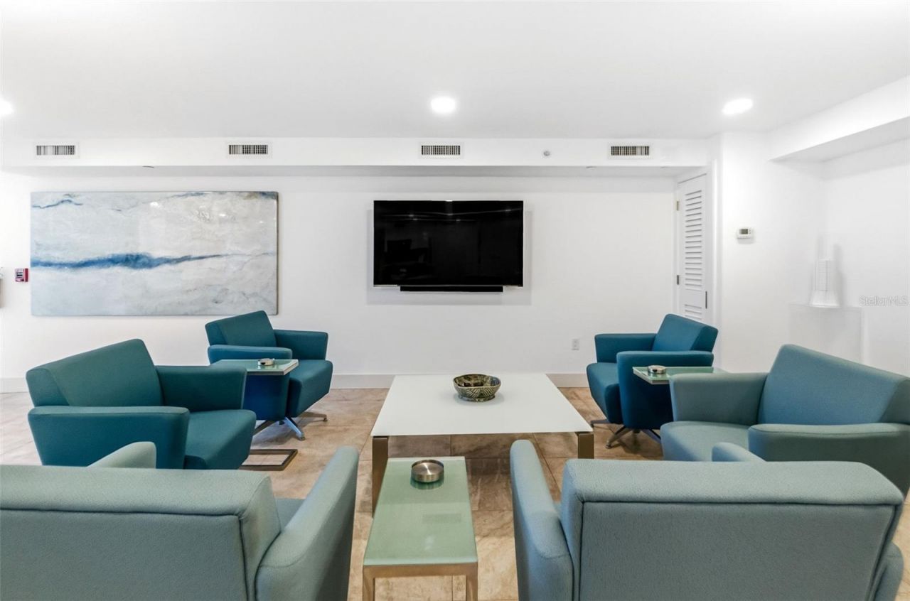 2425 Gulf Of Mexico Drive, Unit 7C, Longboat Key, FL 34228 Photo