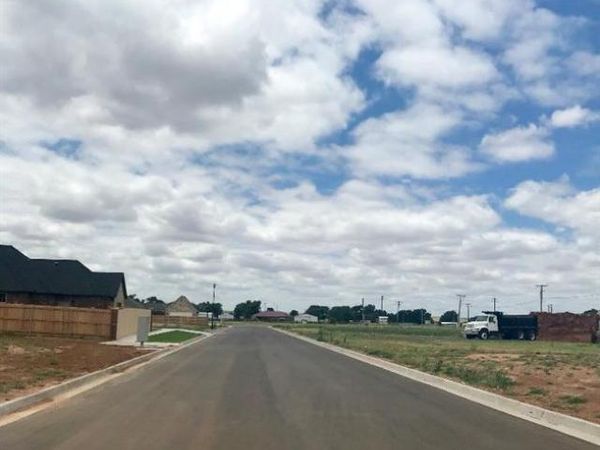 3301 Hogan Drive, Weatherford, OK 73096