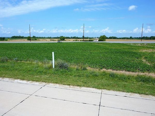 0 Station Crossing Lot 8, Waterloo, IL 62298
