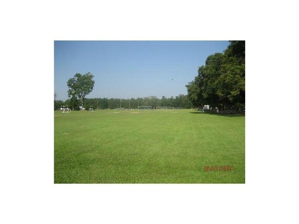 1910 S MORRISON Boulevard, Hammond, LA 70403