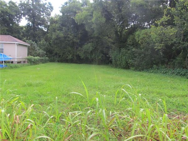 ADRIAN Drive, New Orleans, LA 70131