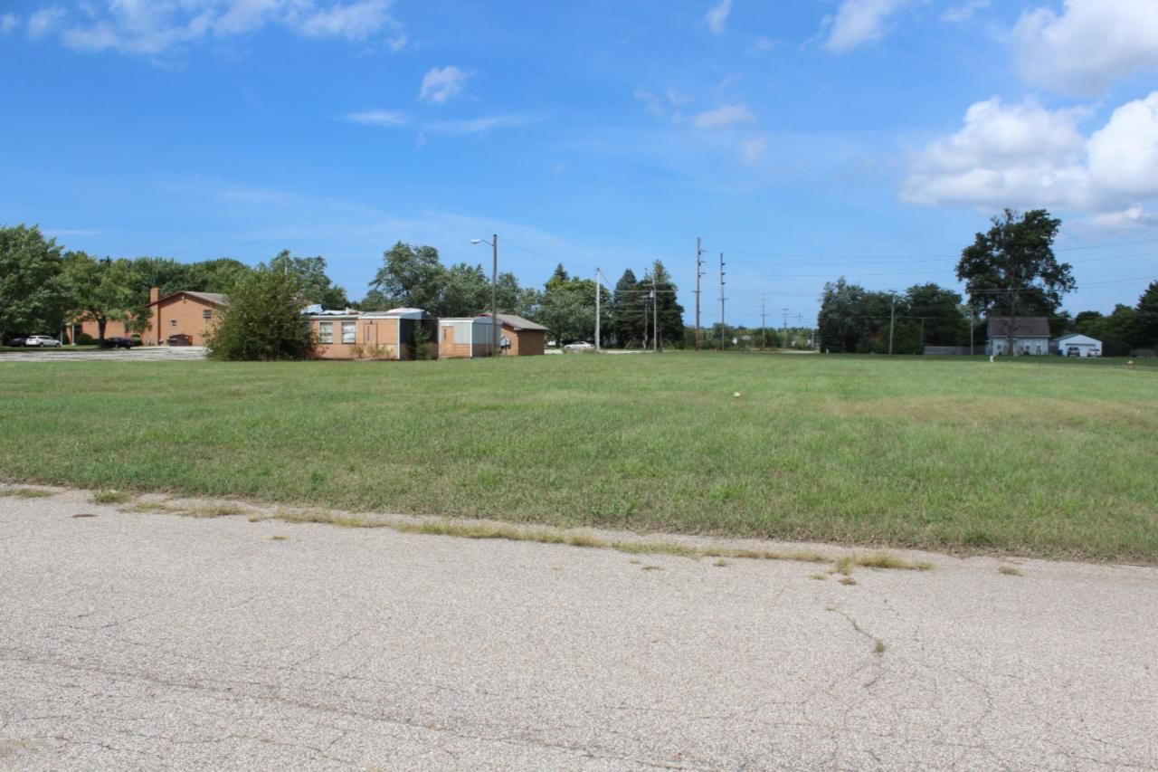 00 Manorwood Circle Lot 34 Road, Benton Harbor, MI 49022 Main Photo