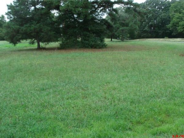 1675 S Main Street, Blackstone, VA 23824