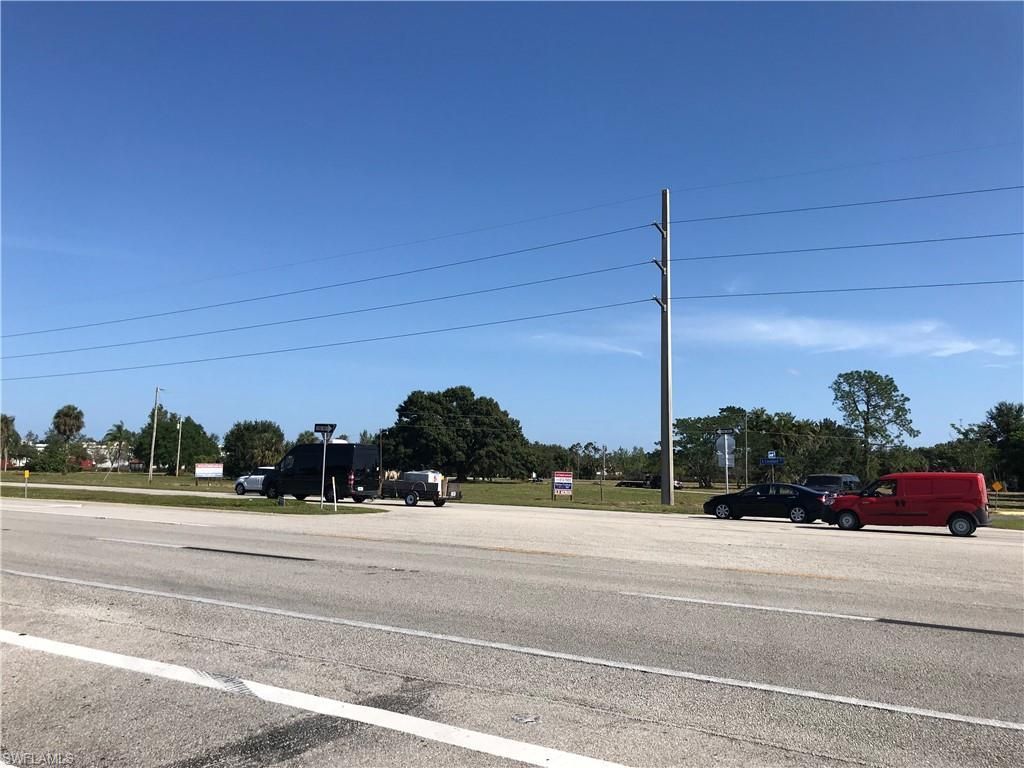 14710 N Cleveland Ave, North Fort Myers, FL 33903 Photo