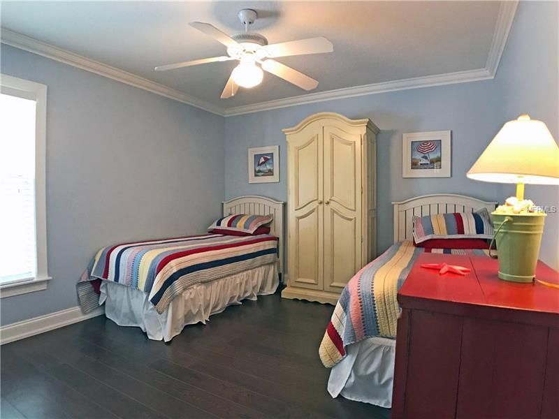 2843 New England Street, Sarasota, FL 34231 Photo