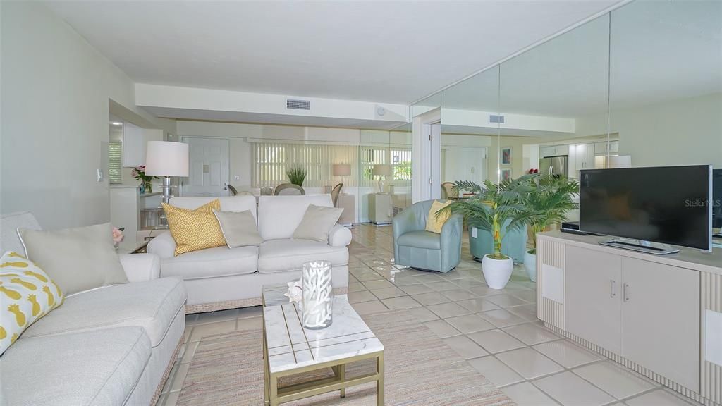 3240 Gulf Of Mexico Drive, Unit B303, Longboat Key, FL 34228 Photo
