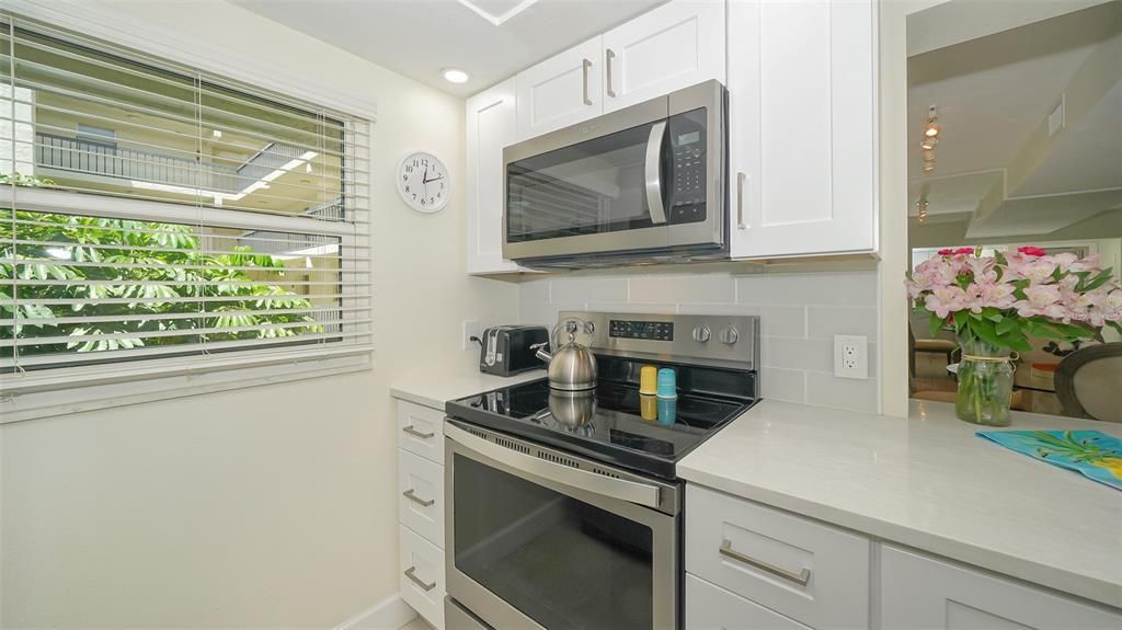3240 Gulf Of Mexico Drive, Unit B303, Longboat Key, FL 34228 Photo