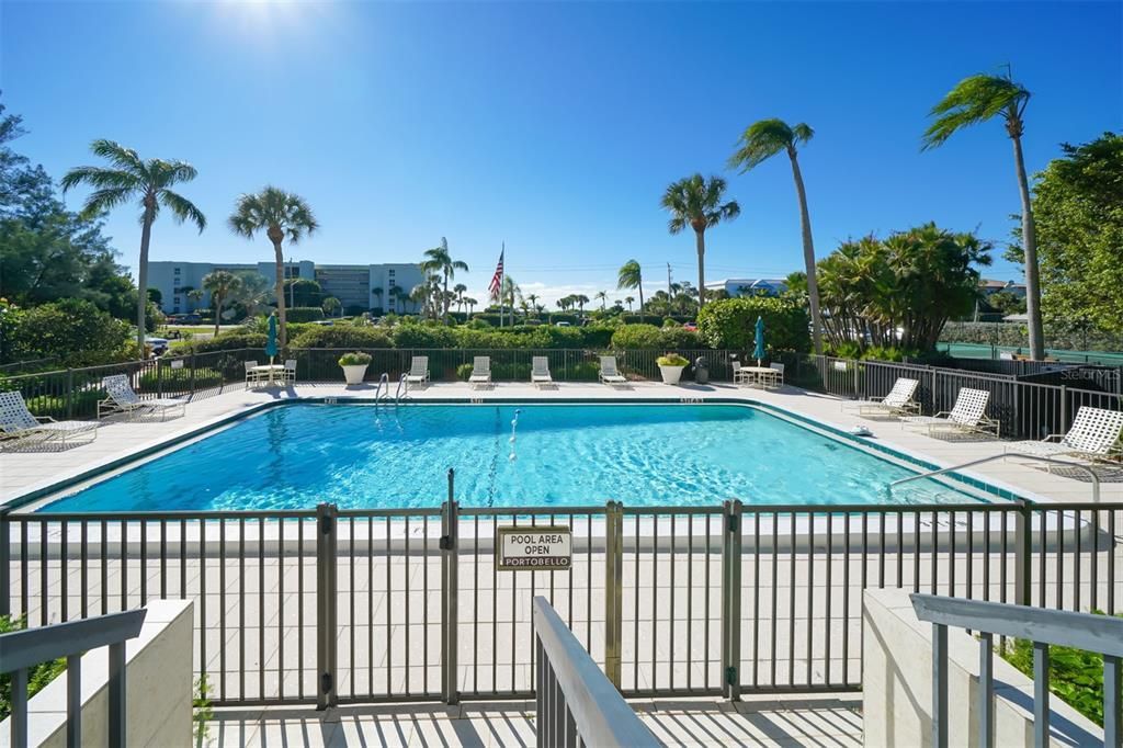 3240 Gulf Of Mexico Drive, Unit B303, Longboat Key, FL 34228 Photo