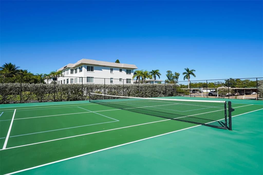 3240 Gulf Of Mexico Drive, Unit B303, Longboat Key, FL 34228 Photo